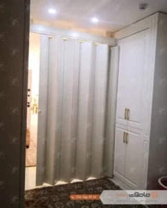درب اتاق آکاردئونی